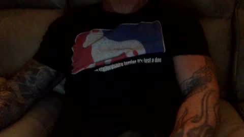 Snapshot of mjg175 chatting on January 2025 01:32:02 PM SexyRed online show from January 2025 01:32:02 PM