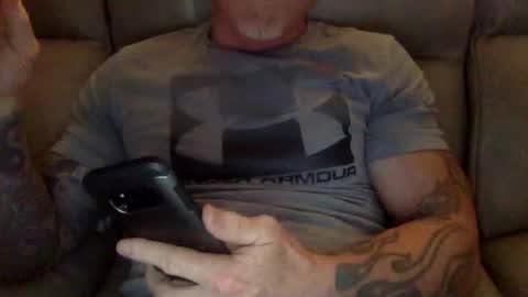 Snapshot of mjg175 chatting on January 2025 09:09:02 PM SexyRed online show from January 2025 09:09:02 PM
