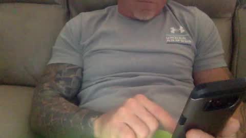 Snapshot of mjg175 chatting on January 2025 04:11:01 PM SexyRed online show from January 2025 04:11:01 PM
