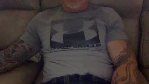 Snapshot of mjg175 chatting on January 2025 05:46:01 PM SexyRed online show from January 2025 05:46:01 PM