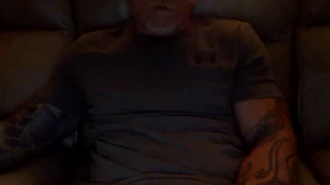 Snapshot of mjg175 chatting on January 2025 11:56:02 AM SexyRed online show from January 2025 11:56:02 AM