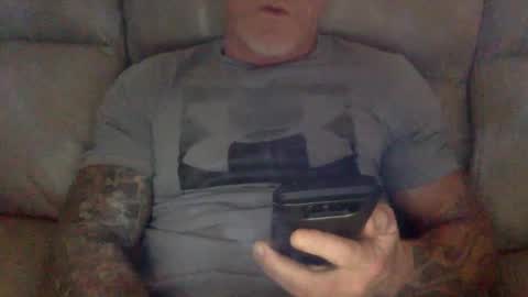 Snapshot of mjg175 chatting on February 2025 05:55:02 PM SexyRed online show from February 2025 05:55:02 PM