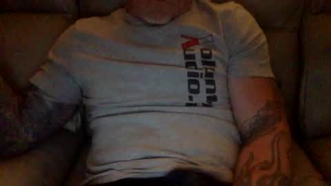Snapshot of mjg175 chatting on February 2025 10:35:01 AM SexyRed online show from February 2025 10:35:01 AM
