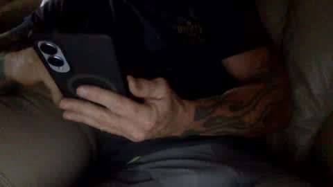Snapshot of mjg175 chatting on September 2025 05:56:01 PM SexyRed online show from September 2025 05:56:01 PM