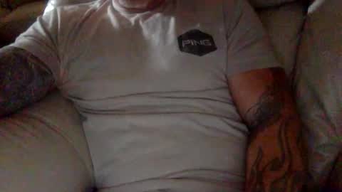 Snapshot of mjg175 chatting on September 2025 08:21:01 PM SexyRed online show from September 2025 08:21:01 PM