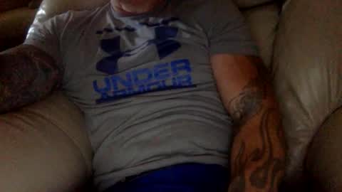 Snapshot of mjg175 chatting on October 2025 04:57:02 PM SexyRed online show from October 2025 04:57:02 PM