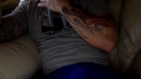 Snapshot of mjg175 chatting on October 2025 05:13:02 PM SexyRed online show from October 2025 05:13:02 PM