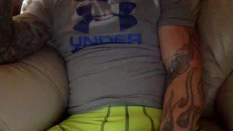 Snapshot of mjg175 chatting on January 2026 05:37:01 PM SexyRed online show from January 2026 05:37:01 PM