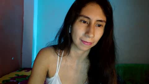 MoonLipson online show from December 2024 04:20:02 AM