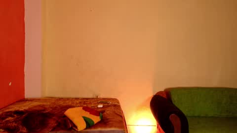 MoonLipson online show from January 2025 11:37:01 AM