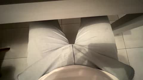 mmaestro42 online show from November 2025 05:17:02 PM