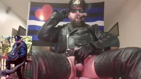 SMOKINsnakeEYEZ online show from January 2025 12:33:01 AM