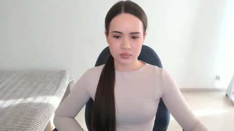 Beata online show from January 2025 12:50:02 PM