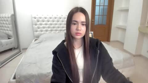 Beata online show from January 2025 08:32:01 PM