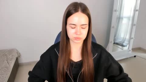 Beata online show from February 2025 12:33:01 PM