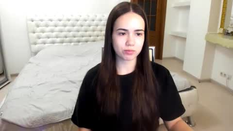 Beata online show from February 2025 07:27:02 PM