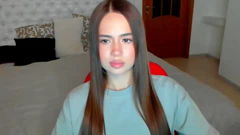 Beata online show from September 2025 05:57:02 PM