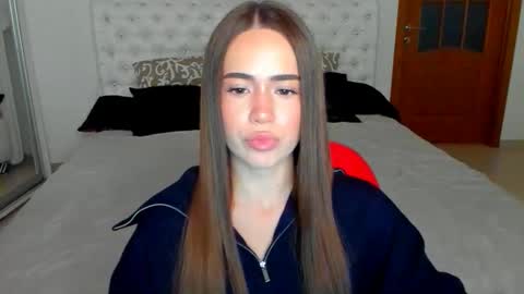 Beata online show from September 2025 06:09:01 PM