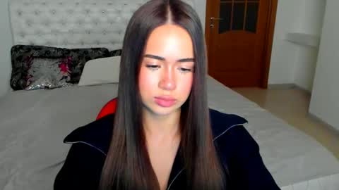 Beata online show from October 2025 06:41:02 PM