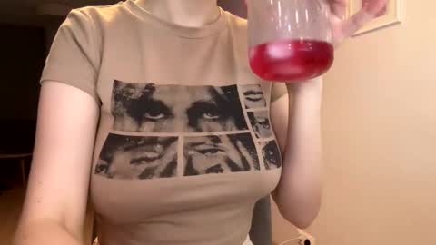 mmm_sweety_kitty online show from December 2024 08:00:02 PM