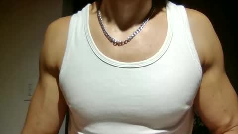 mmuscularman online show from June 2026 07:09:02 AM