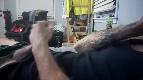 mob0621 online show from October 2025 01:35:01 AM