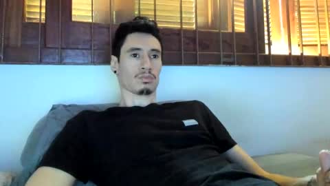 Snapshot of moderdelier chatting on December 2024 07:01:01 PM DigBreed online show from December 2024 07:01:01 PM