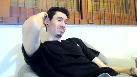 Snapshot of moderdelier chatting on February 2025 08:22:01 PM DigBreed online show from February 2025 08:22:01 PM