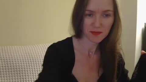 Aurora online show from May 2026 01:17:02 PM