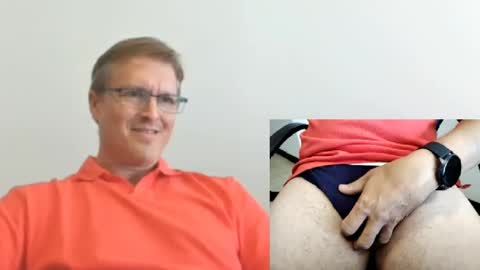 Snapshot of moe_001 chatting on February 2025 06:59:02 PM Moe online show from February 2025 06:59:02 PM