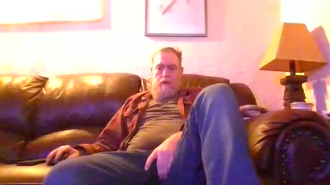Snapshot of moeblick chatting on December 2024 01:03:01 AM moeblick online show from December 2024 01:03:01 AM