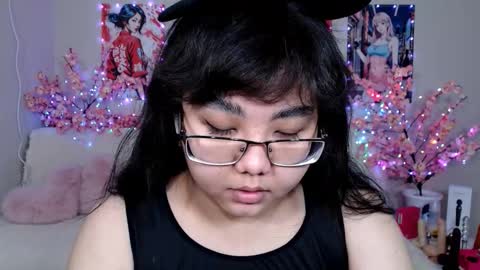 Molly online show from March 2026 04:07:01 AM