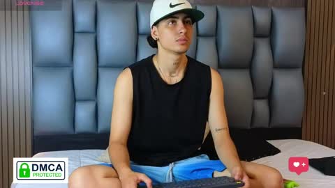 mohamed_malik online show from April 2026 12:39:01 PM