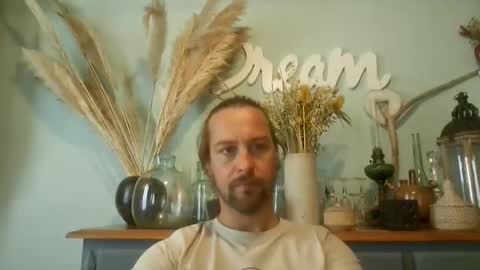 Snapshot of moi9876543210 chatting on September 2025 10:16:02 AM Julien online show from September 2025 10:16:02 AM