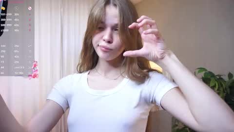 Laura online show from September 2025 11:00:02 AM