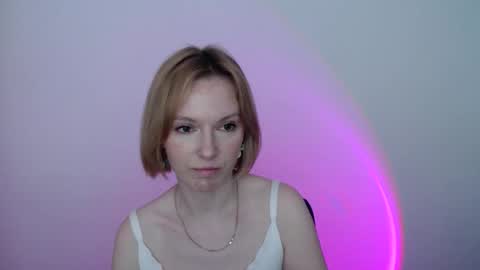 mollilove online show from May 2026 07:48:01 AM
