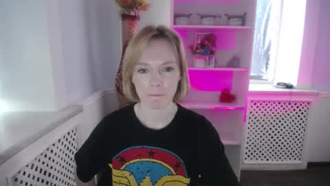 mollilove online show from May 2026 07:49:02 AM
