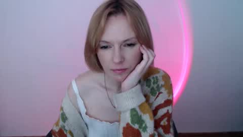 mollilove online show from May 2026 07:28:02 AM