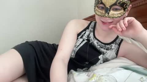 Molly online show from June 2026 11:56:02 AM