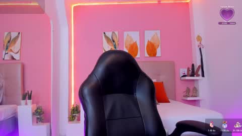    online show from October 2025 12:16:01 PM