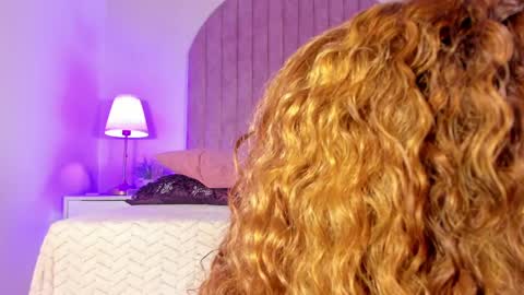 Snapshot of molly_jackson chatting on December 2024 06:05:01 PM Molly Jackson online show from December 2024 06:05:01 PM