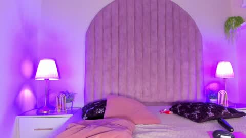 Snapshot of molly_jackson chatting on February 2025 03:42:02 PM Molly Jackson online show from February 2025 03:42:02 PM