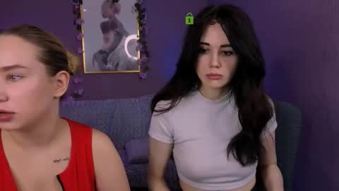 Snapshot of molly_lesser chatting on January 2026 08:32:02 PM molly_lesser online show from January 2026 08:32:02 PM