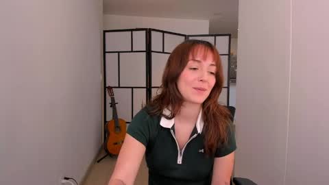 Snapshot of molly_marmalade_ chatting on May 2026 03:28:02 PM MOLLY online show from May 2026 03:28:02 PM