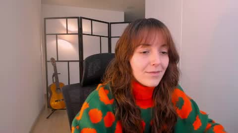 Snapshot of molly_marmalade_ chatting on June 2026 06:21:02 PM MOLLY online show from June 2026 06:21:02 PM