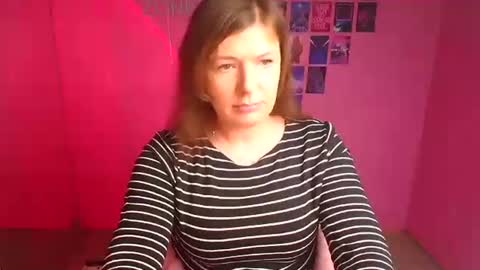 Molly online show from January 2026 12:42:01 PM