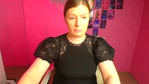 Molly online show from April 2026 11:43:01 AM