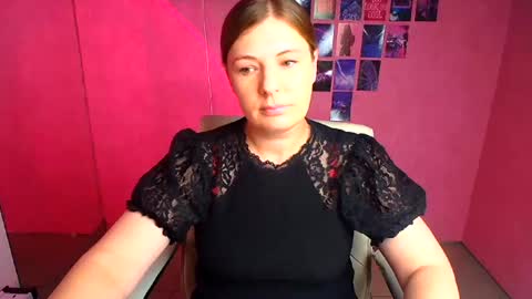 Molly online show from June 2026 11:32:02 AM