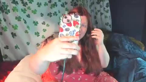 Snapshot of molly_moons chatting on July 2026 07:09:01 PM molly_moons online show from July 2026 07:09:01 PM