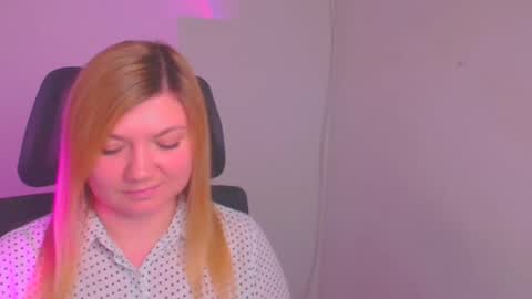 Molly online show from January 2025 03:34:02 PM